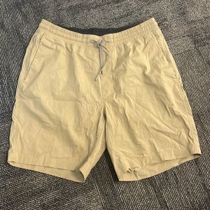Mens Lululemon Bowline shorts Large